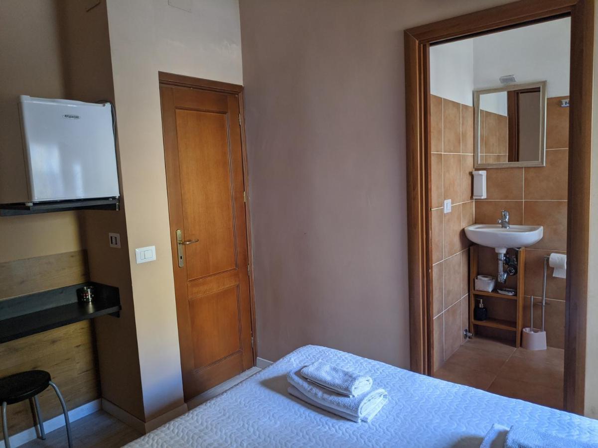B&B Gina Trastevere Rome Bagian luar foto